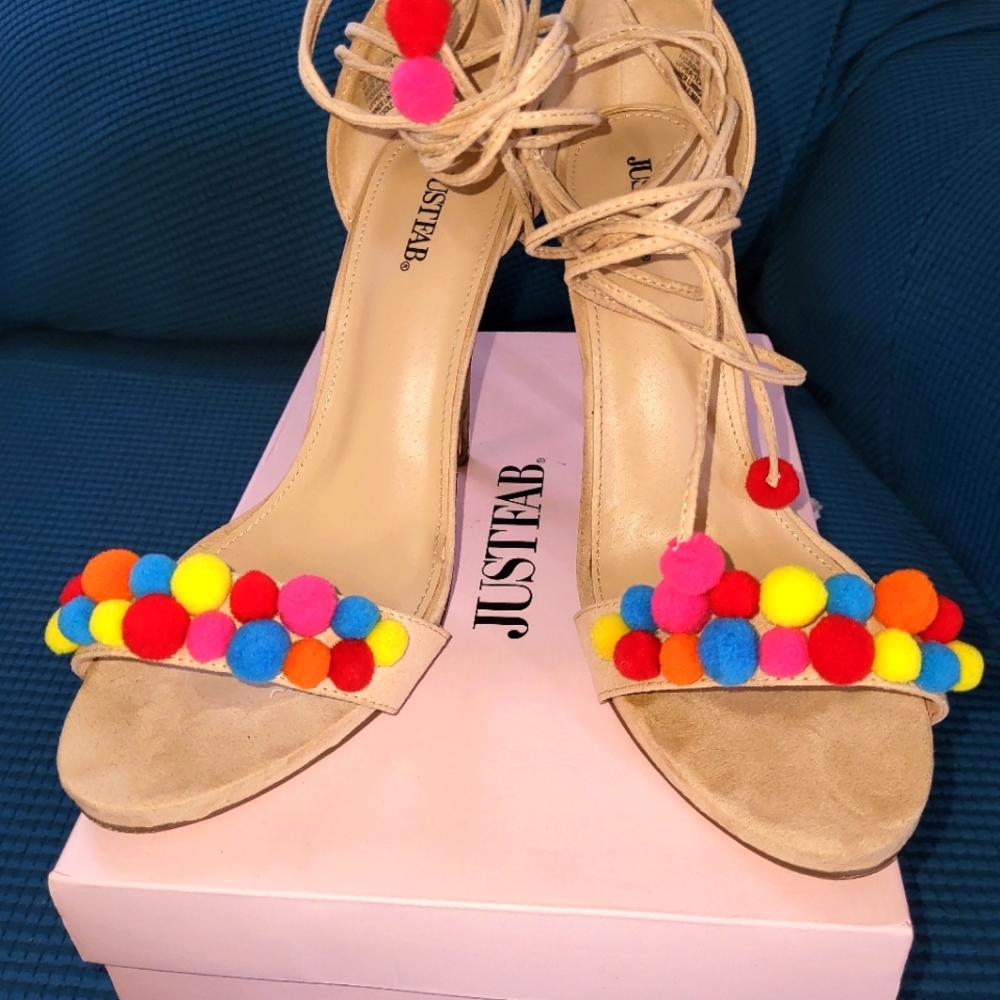 Women sandals
